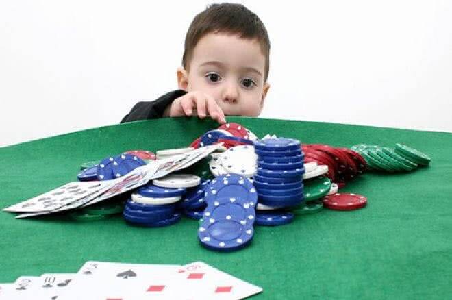 Dítě hraje hazardní hry
